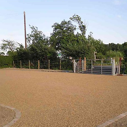 Photo of tar & chip shingle driveway